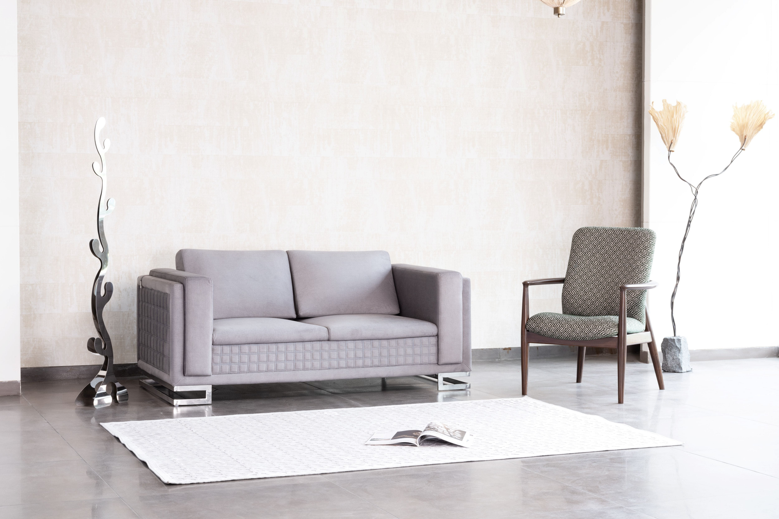 HOF Geno Sofa